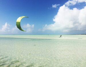 La meilleure période pour faire du kitesurf à Zanzibar